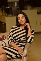 Sanjjanaa Galrani Photos
